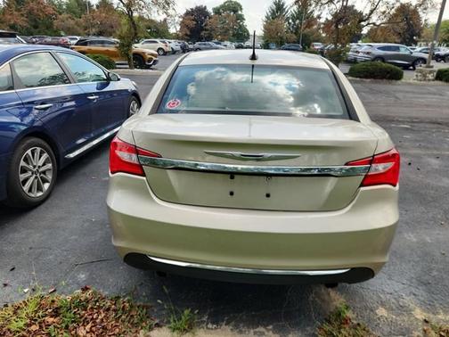Cashmere Pearlcoat 2014 Chrysler 200 Limited