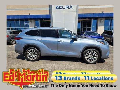 Moon Dust 2021 Toyota Highlander Platinum