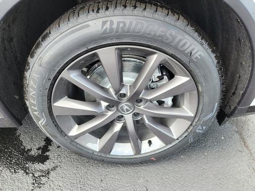 Platinum White Pearl 2026 Acura MDX w/A-Spec Package