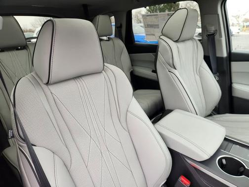 Solar Silver Metallic 2026 Acura MDX w/Advance Package