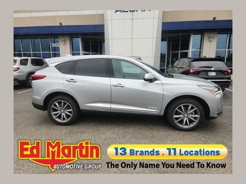 Silver 2023 Acura RDX w/Technology Package