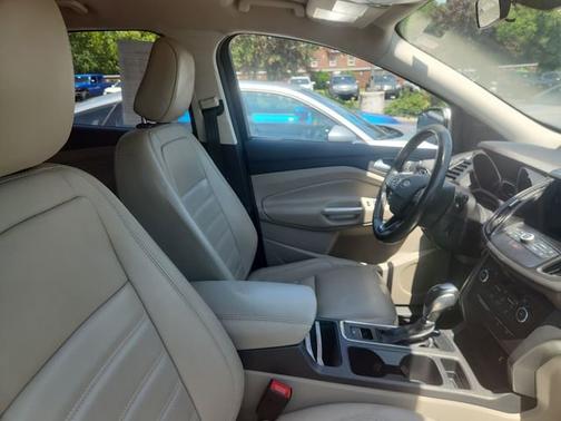 Ingot Silver 2019 Ford Escape SEL