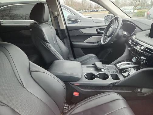 2024 Acura MDX w/Technology Package