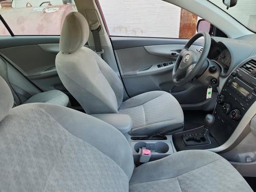 2009 Toyota Corolla LE