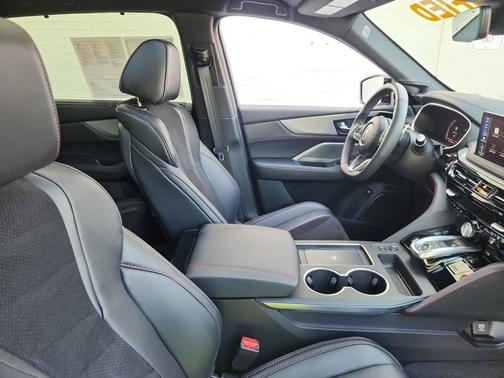 2025 Acura MDX w/A-Spec Package
