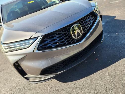 Liquid Carbon Metallic 2026 Acura MDX w/Technology Package