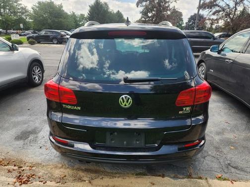 Gray 2017 Volkswagen Tiguan Sport