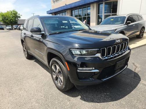 Diamond Black Crystal Pearlcoat 2022 Jeep Grand Cherokee 4xe 4xe