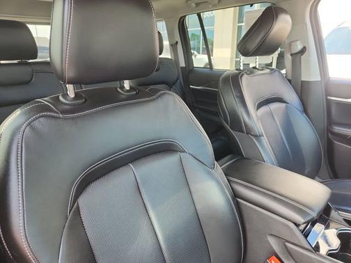 Diamond Black Crystal Pearlcoat 2022 Jeep Grand Cherokee 4xe 4xe