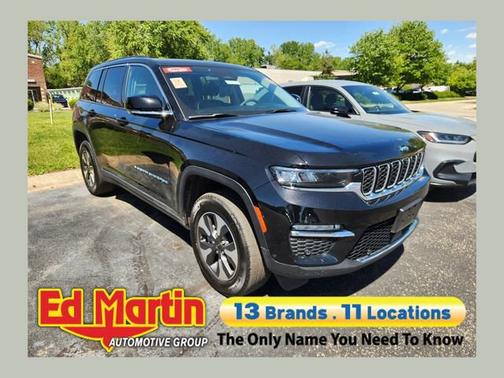 Diamond Black Crystal Pearlcoat 2022 Jeep Grand Cherokee 4xe 4xe