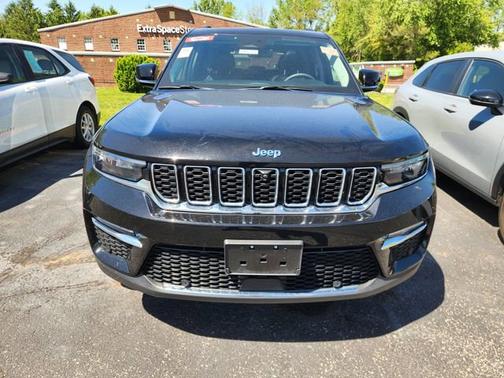 Diamond Black Crystal Pearlcoat 2022 Jeep Grand Cherokee 4xe 4xe