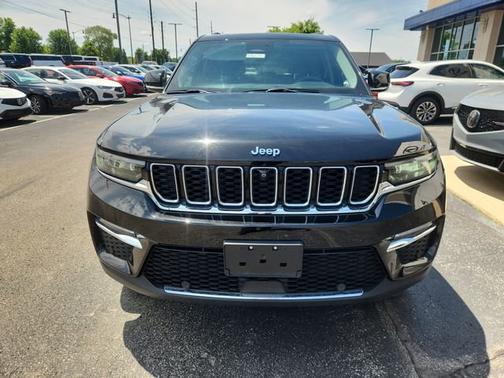 Diamond Black Crystal Pearlcoat 2022 Jeep Grand Cherokee 4xe 4xe