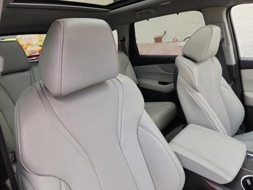 2023 Acura MDX w/Technology Package