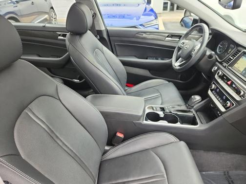 2018 Hyundai SONATA Limited