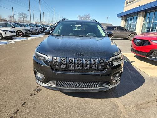 2023 Jeep Cherokee Altitude Lux