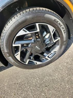 Gravity Gray 2023 Kia Sportage SX-Prestige