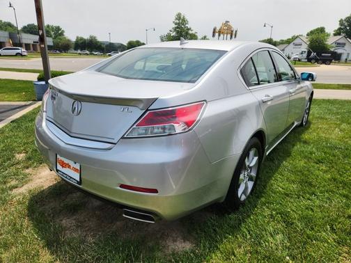 2012 Acura TL Technology
