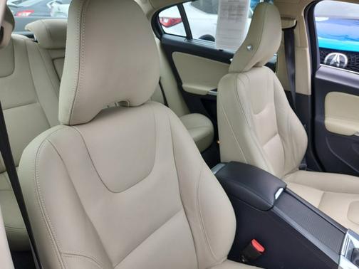 2017 Volvo S60 Inscription T5