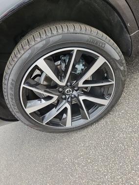 2024 Volvo XC90 Plus Bright Theme