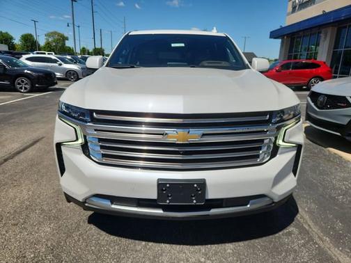 Iridescent Pearl Tricoat 2024 Chevrolet Tahoe High Country