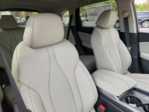 2025 Acura RDX w/Technology Package