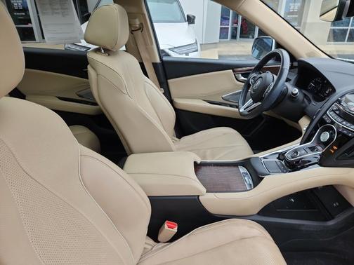 2023 Acura RDX w/Advance Package