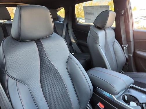 2025 Acura RDX w/A-Spec Package