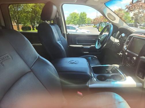 Bright White Clearcoat 2017 RAM 2500 Laramie
