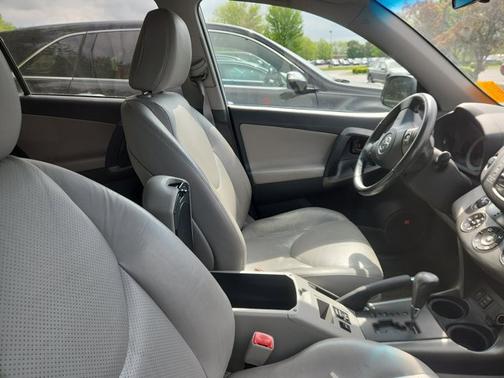 2010 Toyota RAV4 Ltd
