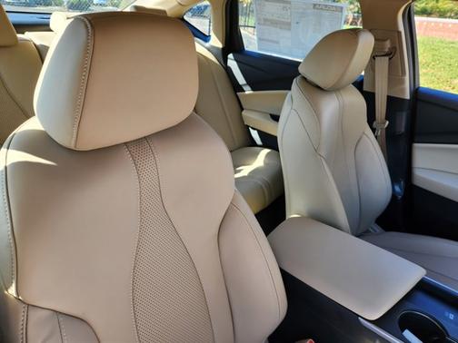 2025 Acura TLX Tech