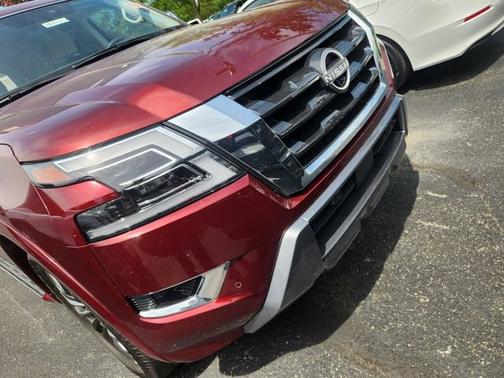 Coulis Red Pearl 2024 Nissan Armada Platinum