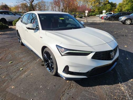 Platinum White Pearl 2026 Acura Integra w/A-Spec Technology Package