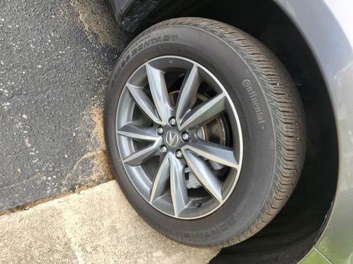 Black 2023 Acura RDX w/Technology Package