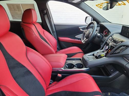 2025 Acura RDX w/A-Spec Package