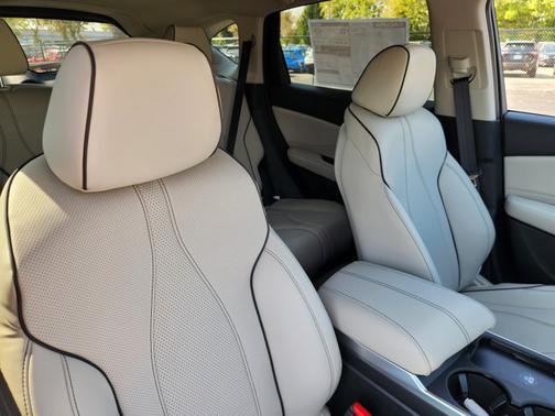 2025 Acura RDX w/Advance Package