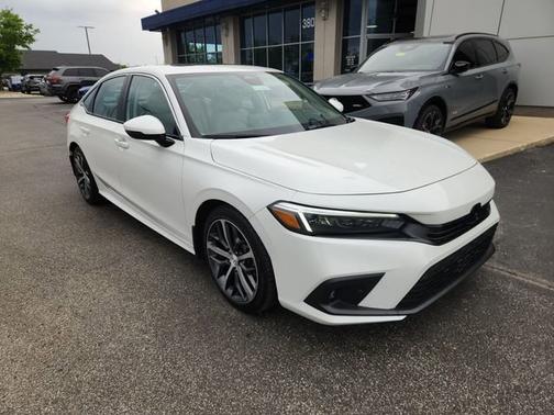 White 2024 Honda Civic Touring