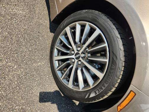 Mocha Metallic 2019 Lincoln MKZ Standard