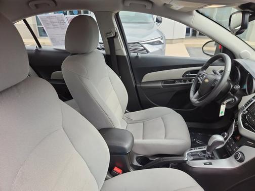 2015 Chevrolet Cruze 1LT