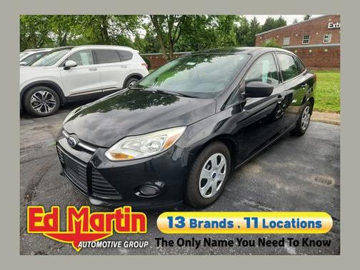 Tuxedo Black Metallic 2013 Ford Focus S