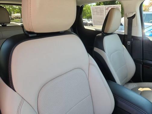 Gray Metallic 2022 Ford Escape Titanium Hybrid