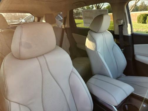 Liquid Carbon Metallic 2026 Acura RDX w/Technology Package