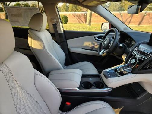 Liquid Carbon Metallic 2026 Acura RDX w/Technology Package