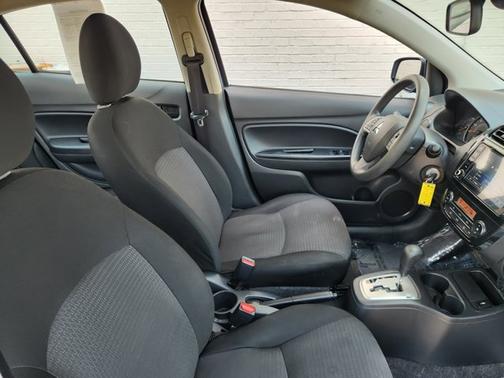 2024 Mitsubishi Mirage G4 ES