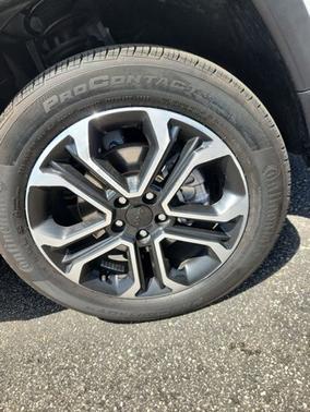 Bright White Clearcoat 2022 Jeep Compass Limited