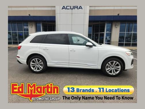 White 2025 Audi Q7 Premium Plus