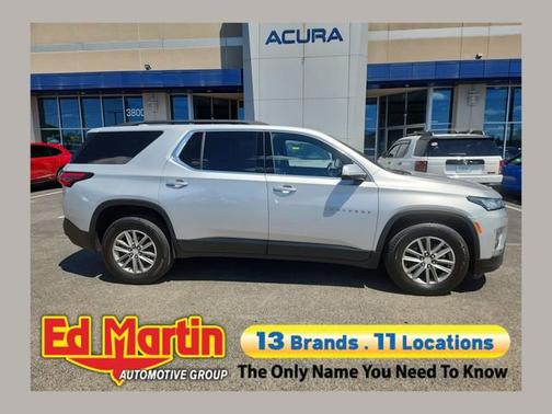 Silver Ice Metallic 2022 Chevrolet Traverse LT Leather