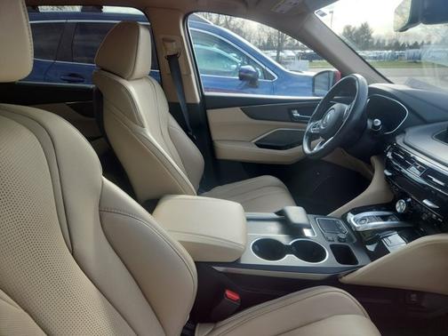 2023 Acura MDX w/Advance Package