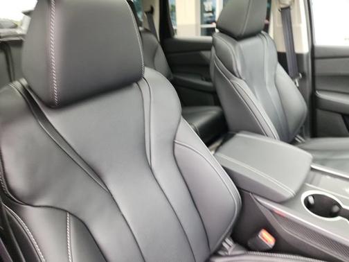 Platinum White Pearl 2026 Acura MDX w/Technology Package