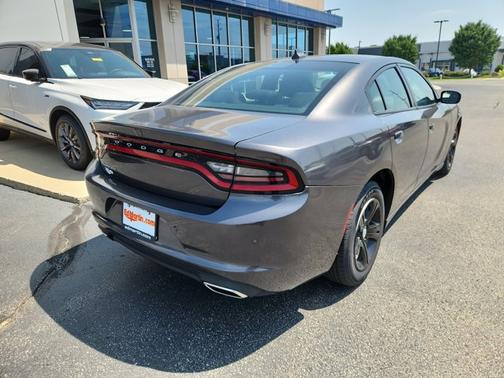 2023 Dodge Charger SE