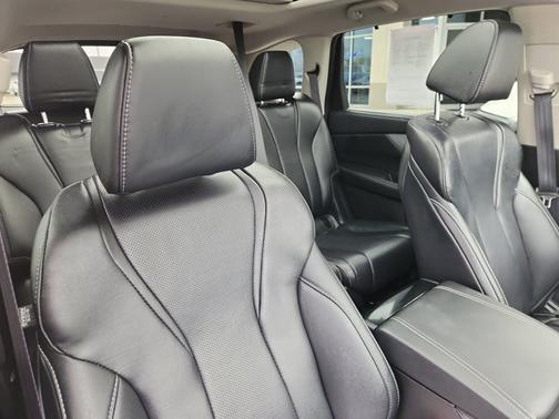 2023 Acura MDX w/Technology Package